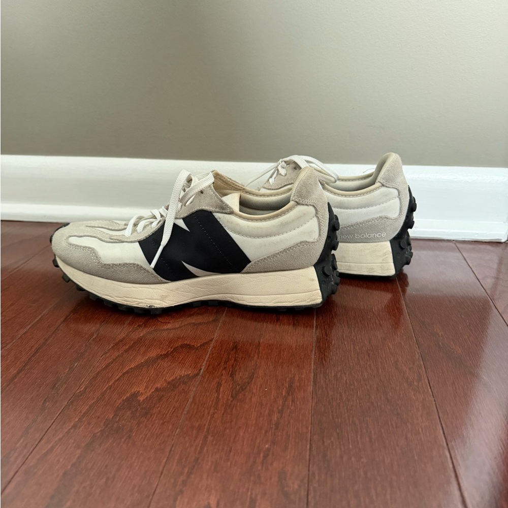 New Balance 727 Black Sneakers